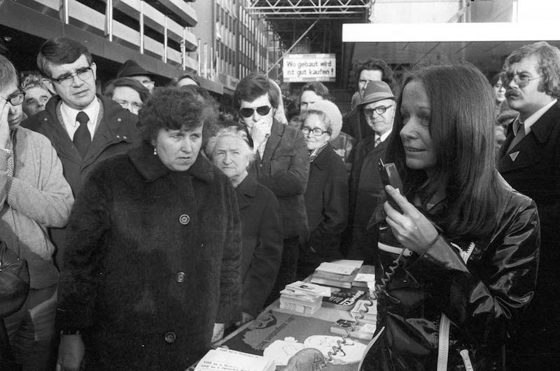 Autorin Esther Vilar f¸r die Freie Demokratische Partei (FDP) im Bundestagswahlkampf 1972